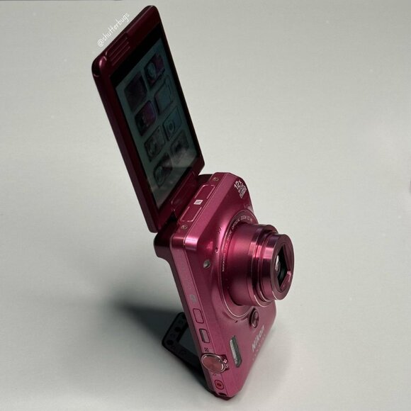 Pre-Owend NK Coolpix S6900 Pink RARE Hot Pink Digicam