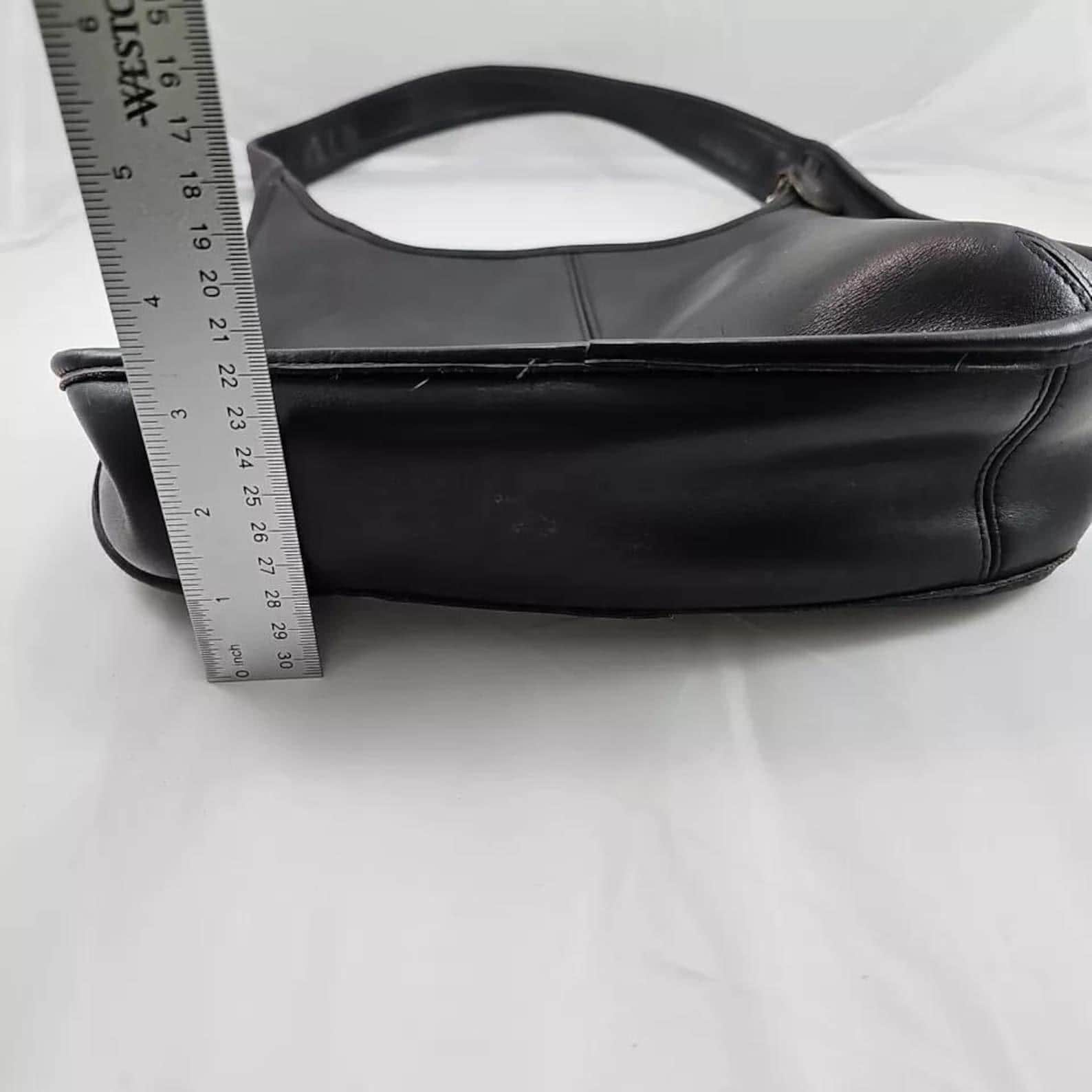 Vintage C8C 9033 Black Leather Ergo